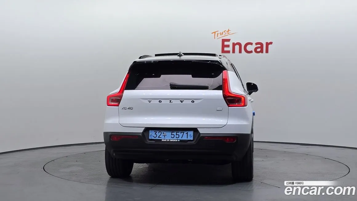 Volvo XC40 2022 из KR, фото 4