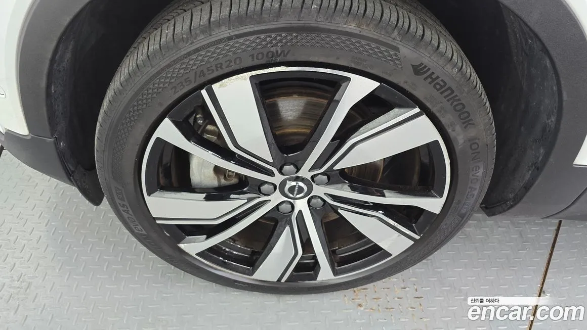 Volvo XC40 2022 из KR, фото 5