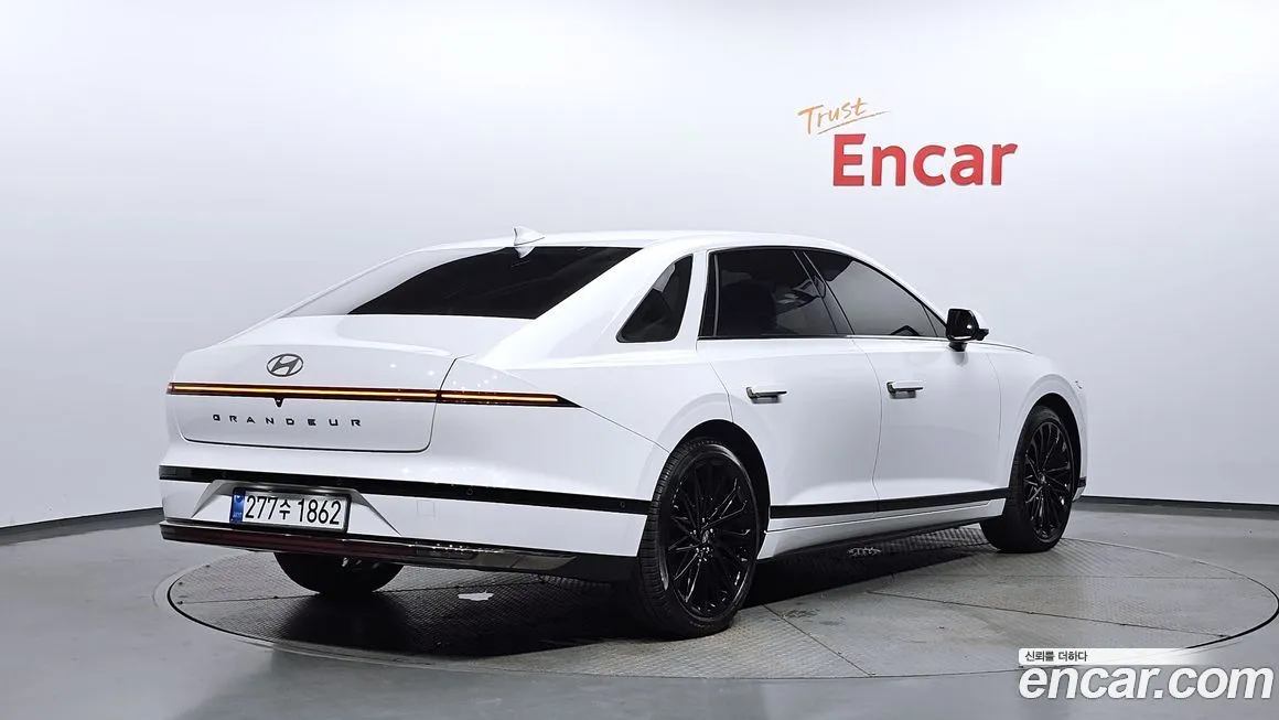 Hyundai Grandeur 2023 из KR, фото 2