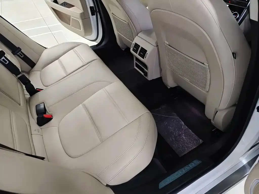 Jaguar XEL 2021 из CN, фото 7
