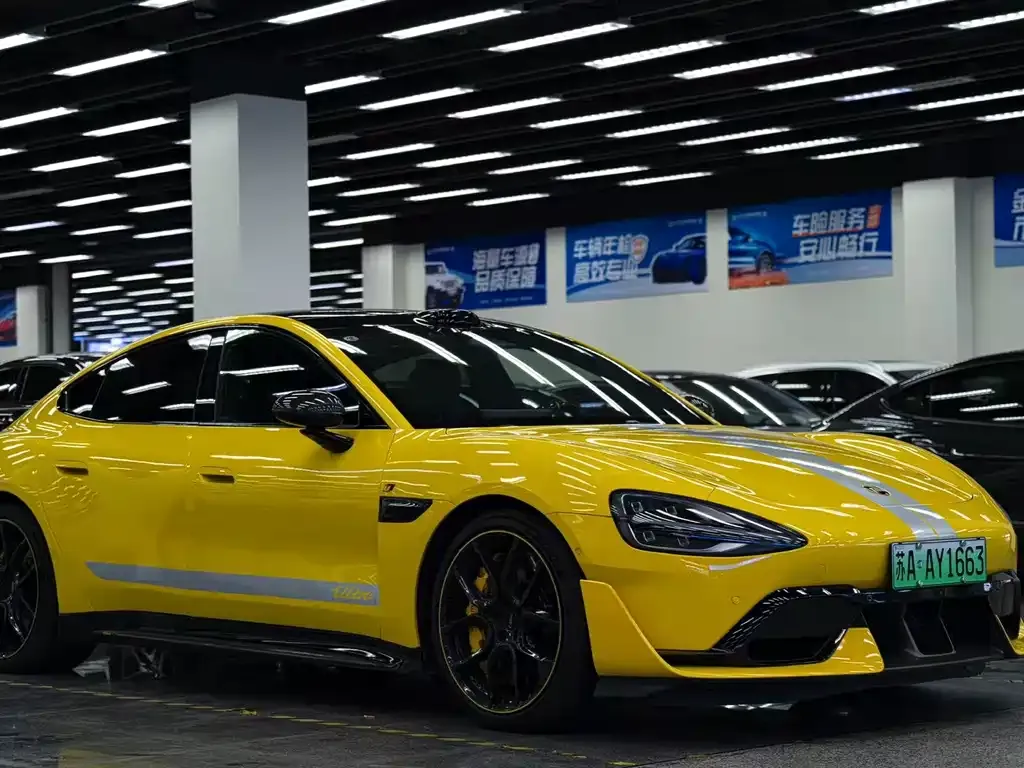 Xiaomi SU7 Ultra 2025 из CN, фото 2