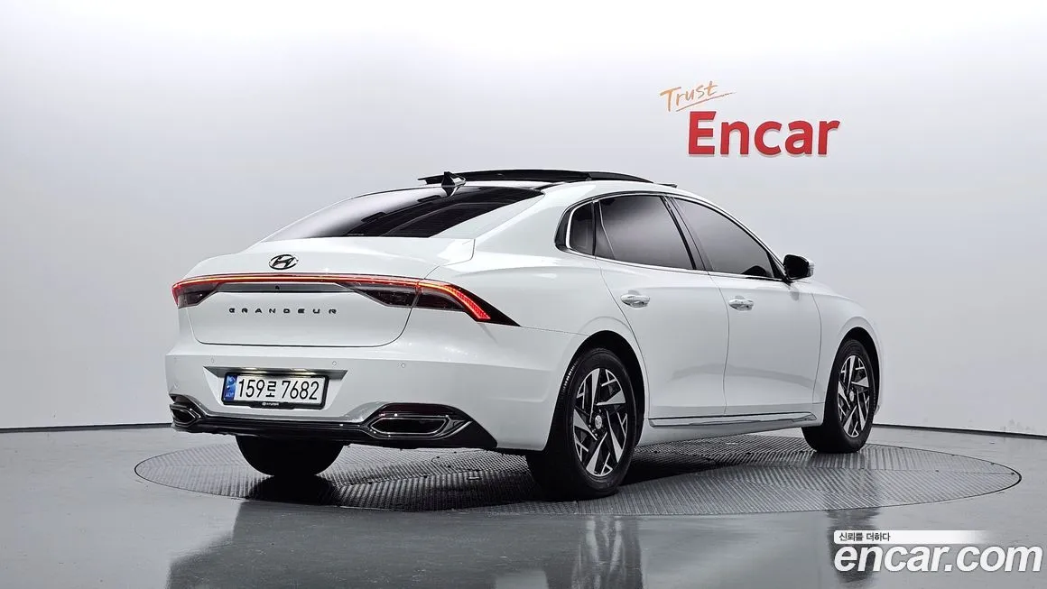 Hyundai Grandeur 2021 из KR, фото 2