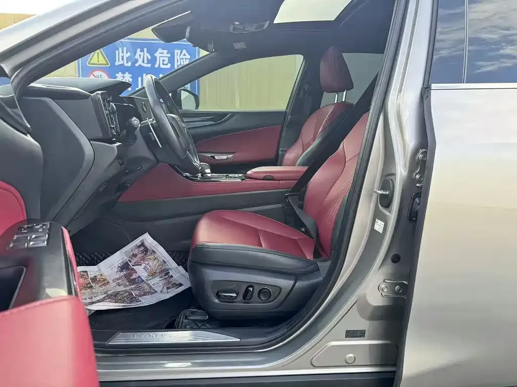 Lexus NX 2023 из CN, фото 6