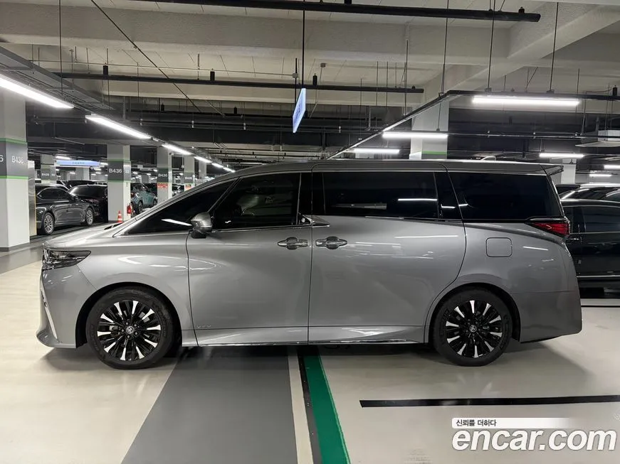 Toyota Alphard 2025 из KR, фото 3