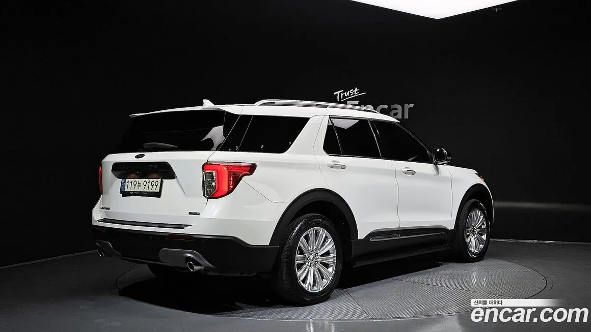 Ford Explorer 2022 из KR, фото 2