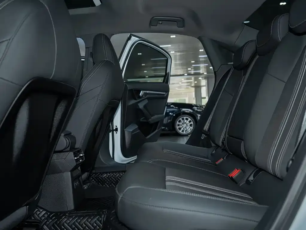 Audi A3 2025 из CN, фото 10