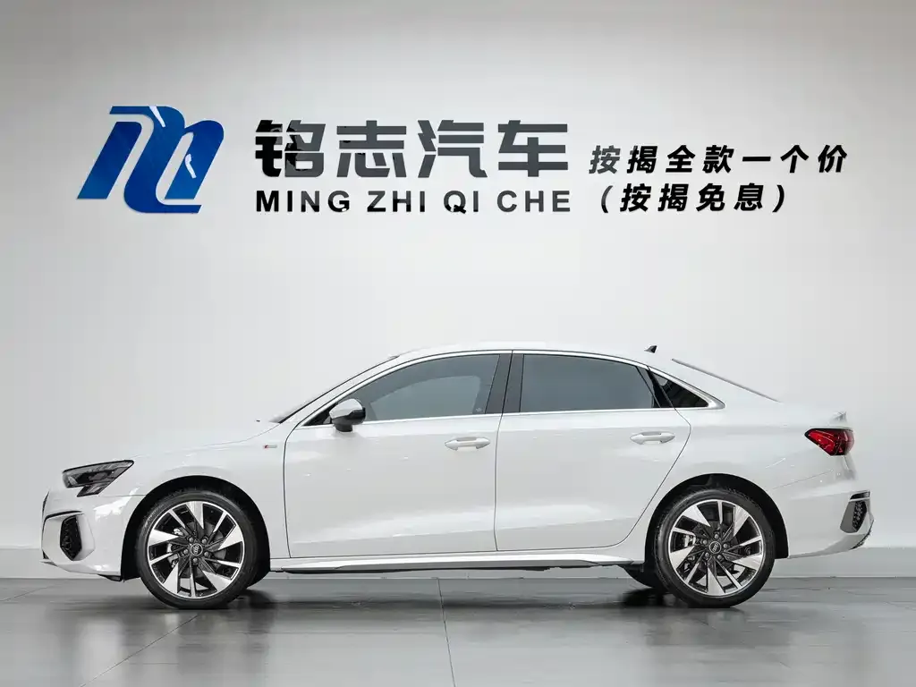 Audi A3 2025 из CN, фото 6