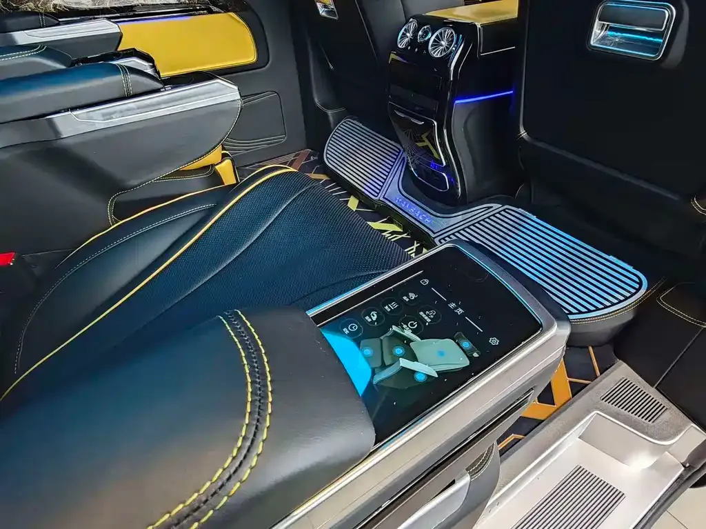 Mercedes-Benz Vito 2025 из CN, фото 10
