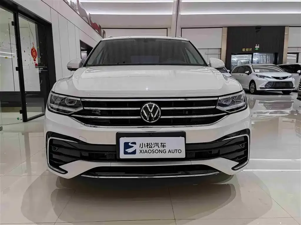 Volkswagen Tiguan L 2022 из CN, фото 2