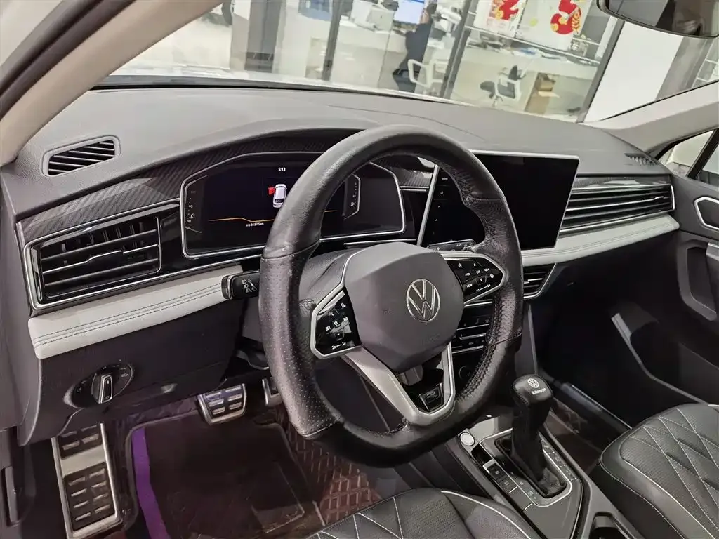 Volkswagen Tiguan L 2022 из CN, фото 9