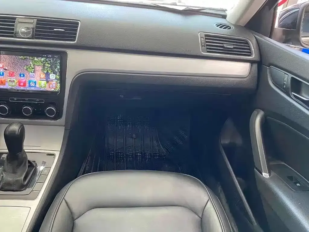 Volkswagen Passat 2022 из CN, фото 8