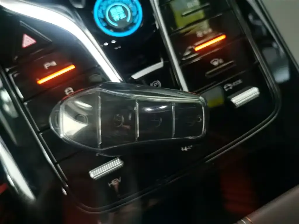 BYD Qin PLUS 2024 из CN, фото 9