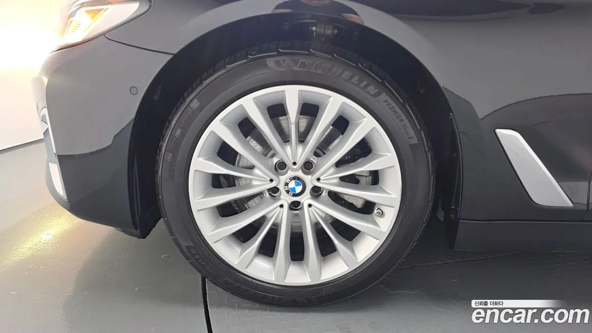 BMW 5-Series 2021 из KR, фото 5