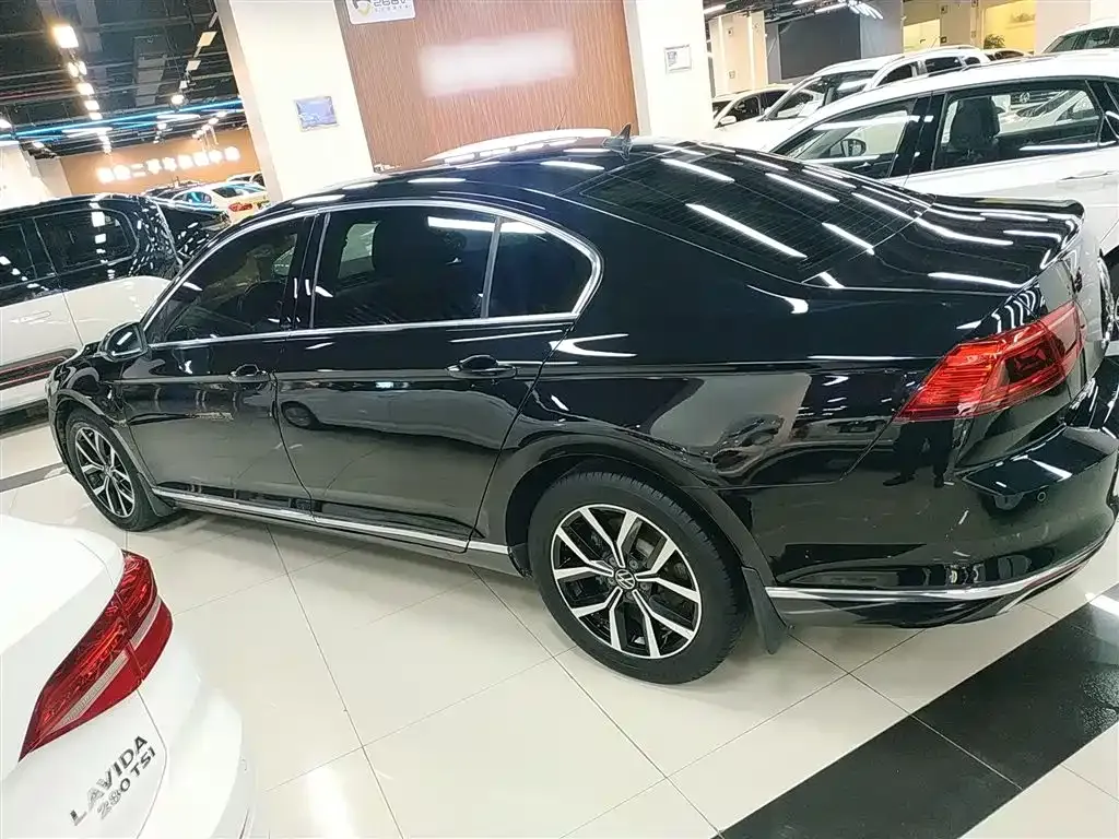 Volkswagen Magotan 2021 из CN, фото 5