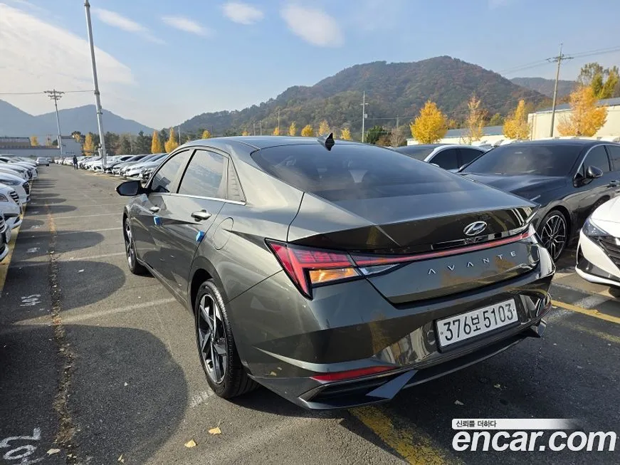 Hyundai AVANTE — фото 2