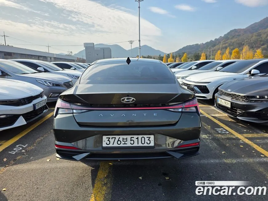 Hyundai AVANTE — фото 4