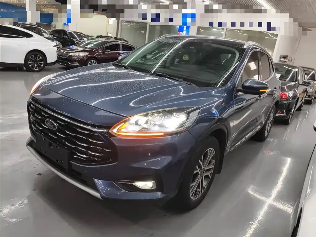 Ford Escape 2022 из CN, фото 2