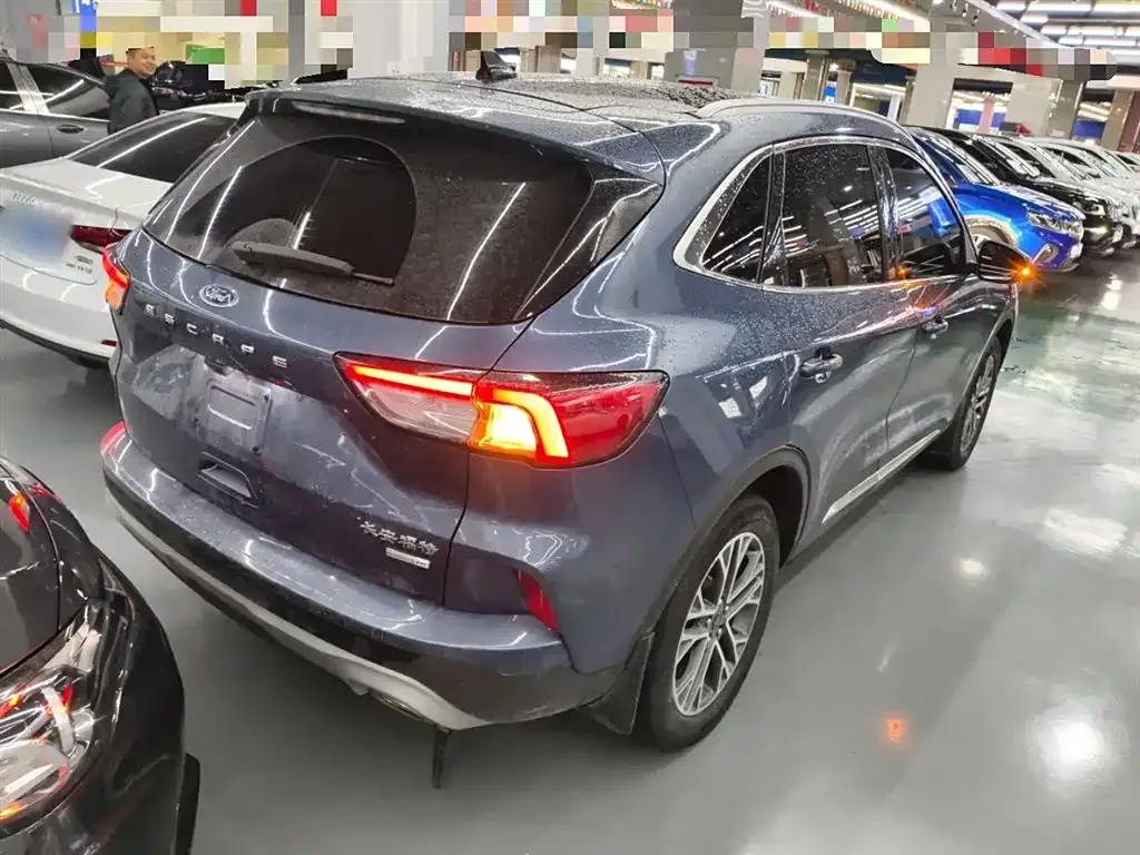 Ford Escape 2022 из CN, фото 9