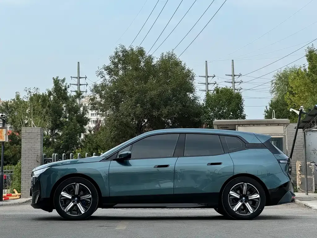 BMW iX 2023 из CN, фото 3