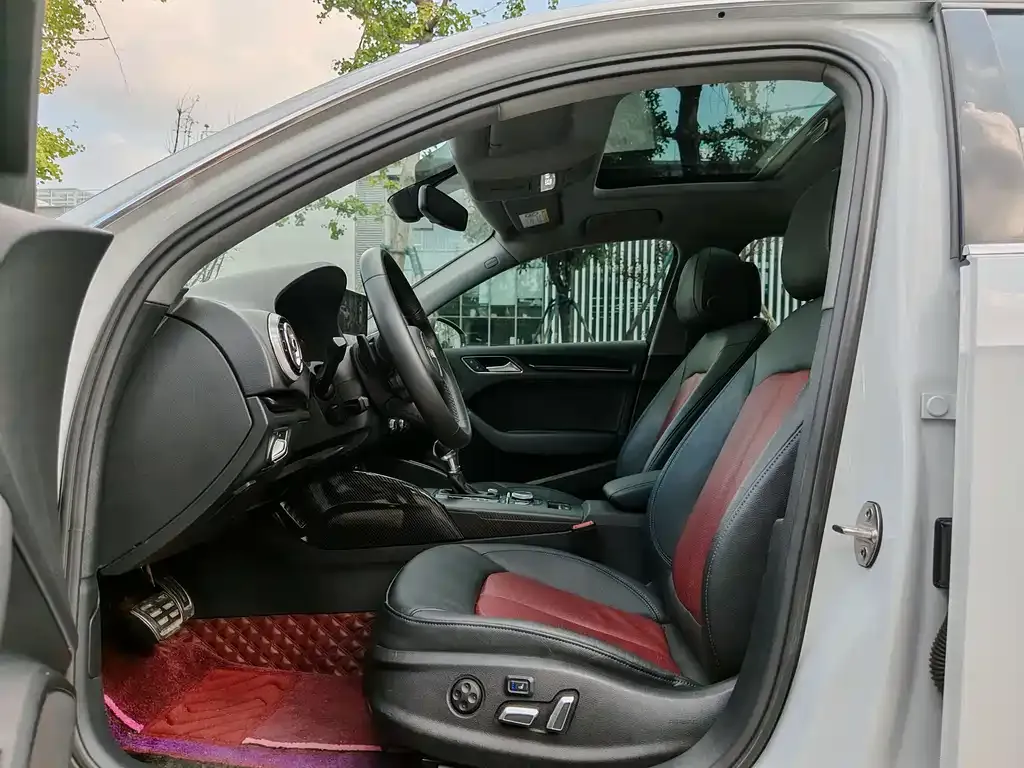 Audi A3 2021 из CN, фото 8