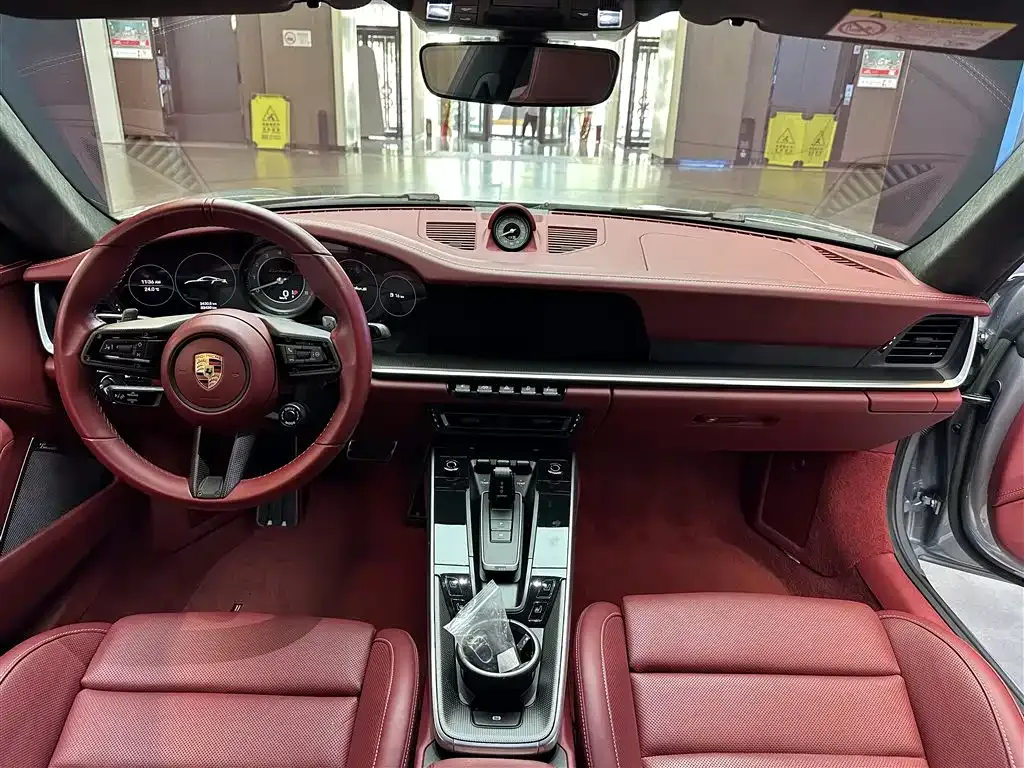 Porsche 911 2023 из CN, фото 4