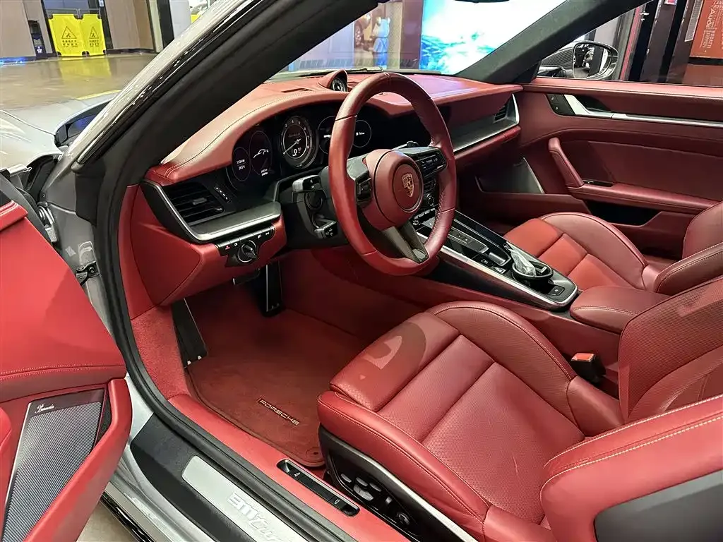 Porsche 911 2023 из CN, фото 6