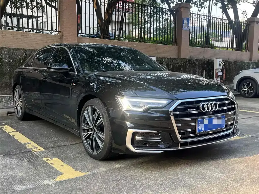 Audi A6L 2023 из CN, фото 3