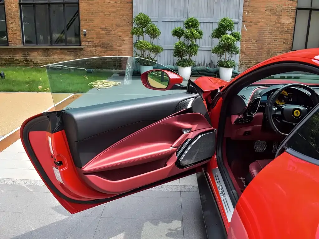 Ferrari Roma 2021 из CN, фото 8