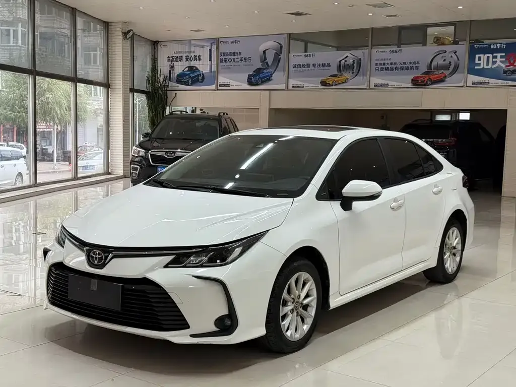 Toyota Corolla 2021 из CN, фото 1