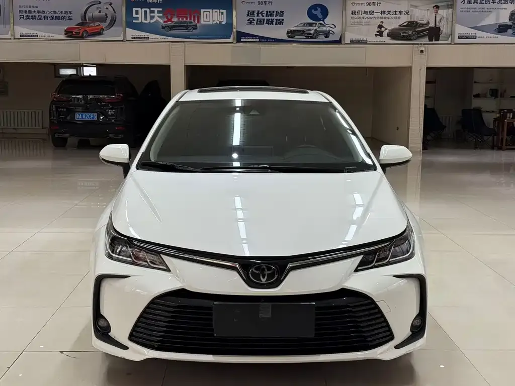 Toyota Corolla 2021 из CN, фото 2