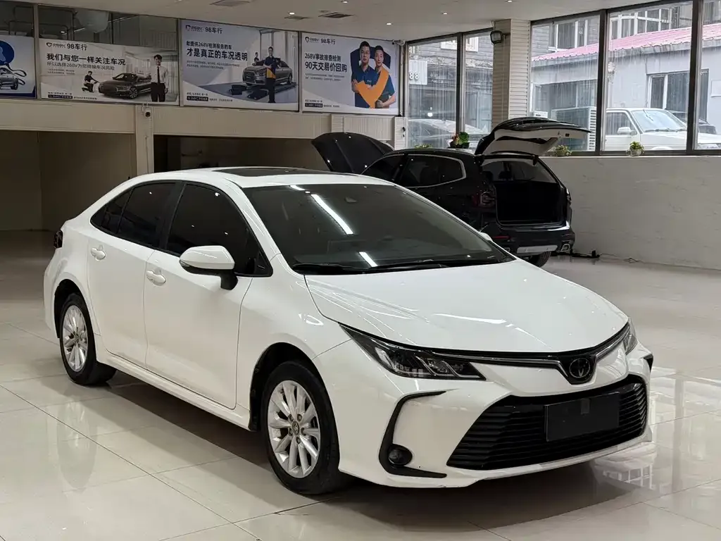 Toyota Corolla 2021 из CN, фото 3
