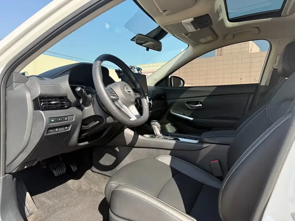 Nissan Sylphy 2023 из CN, фото 4