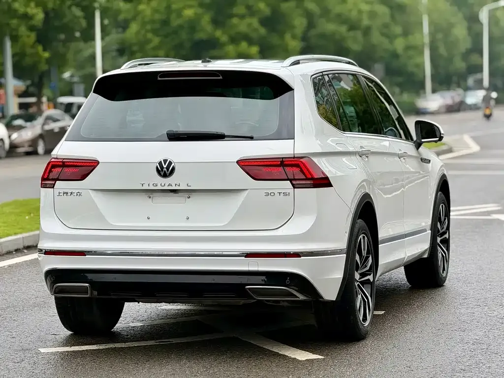 Volkswagen Tiguan L 2021 из CN, фото 9
