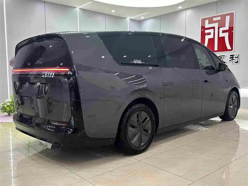 Li Auto MEGA 2024 из CN, фото 4