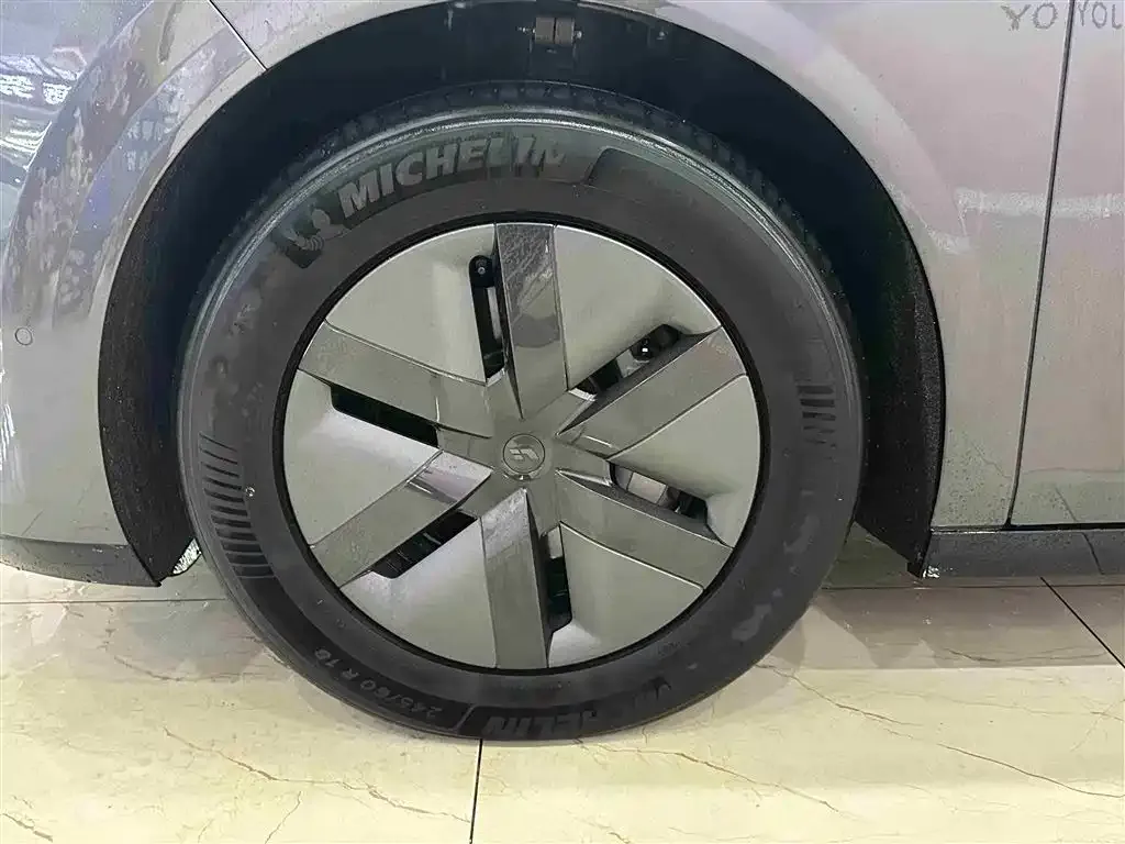 Li Auto MEGA 2024 из CN, фото 8
