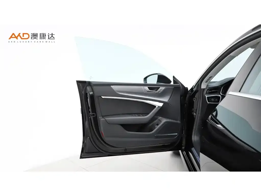 Audi A7 2023 из CN, фото 10