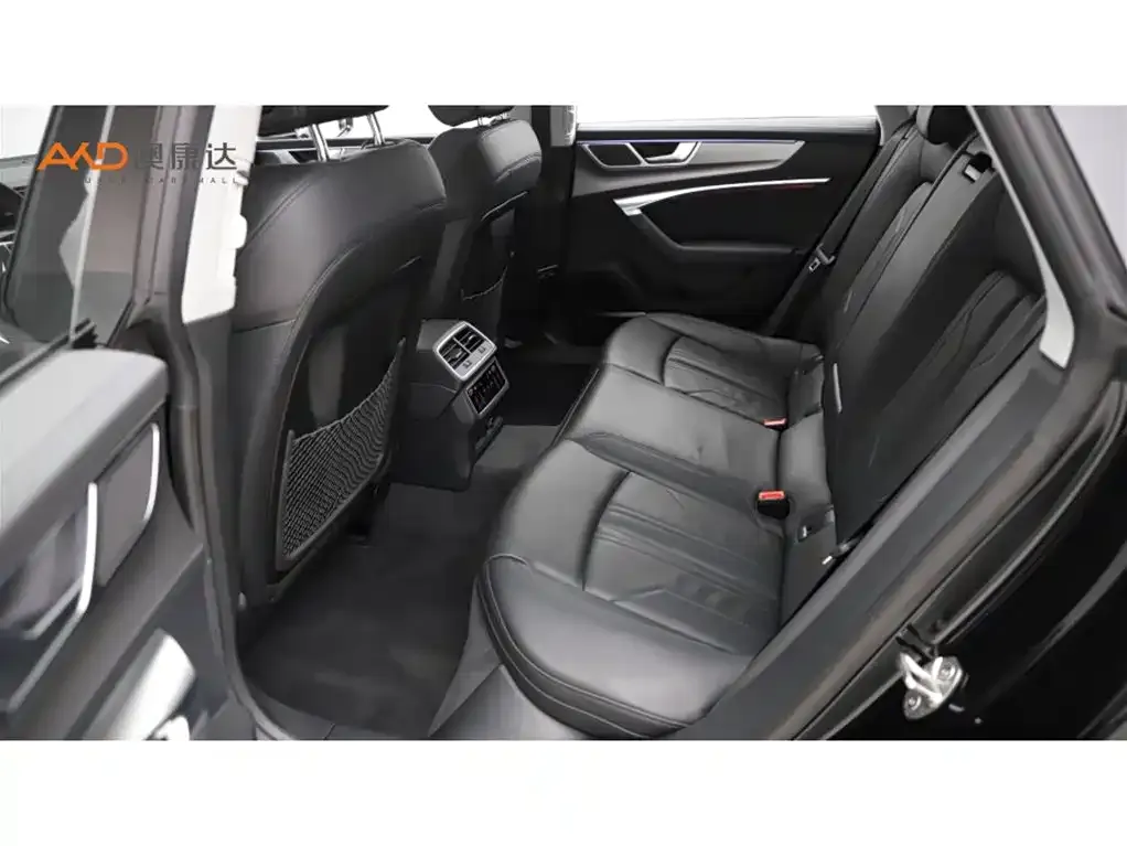 Audi A7 2023 из CN, фото 7