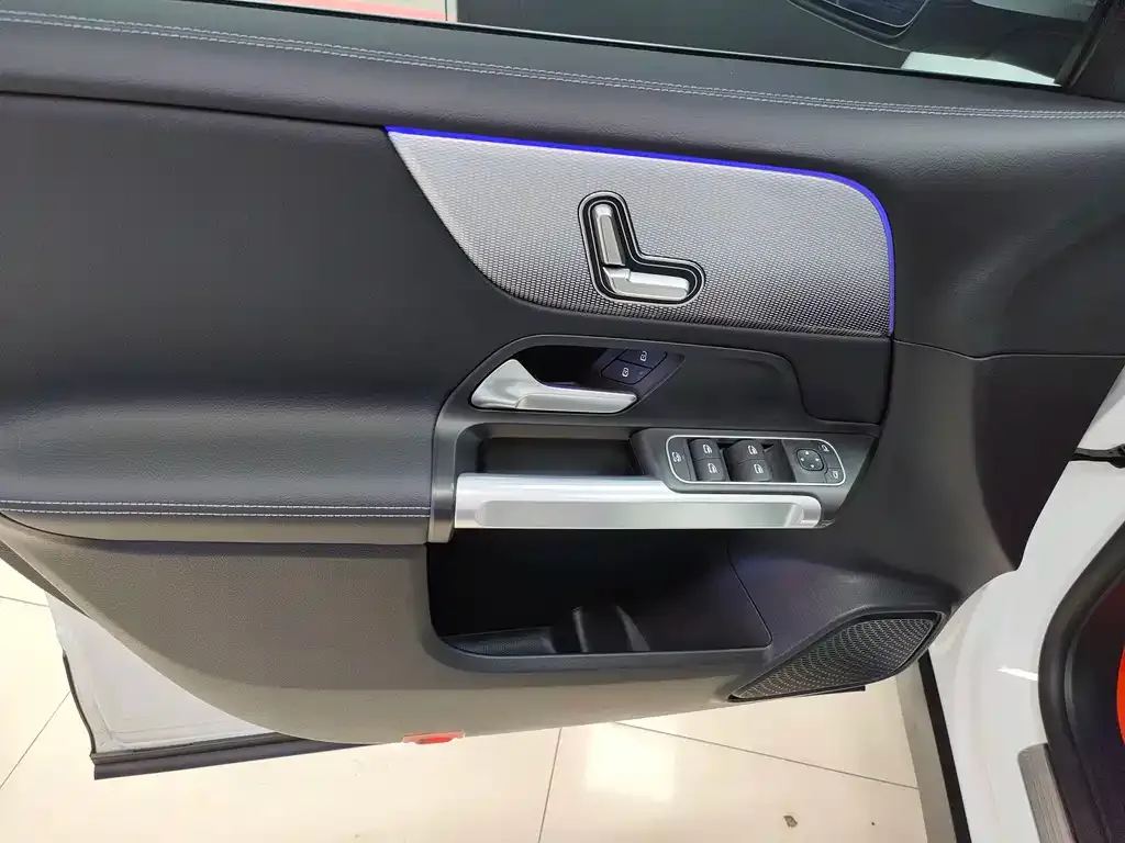 Mercedes-Benz GLB 2022 из CN, фото 6
