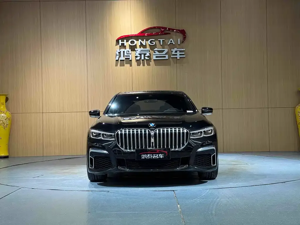 BMW 7 Series 2022 из CN, фото 3