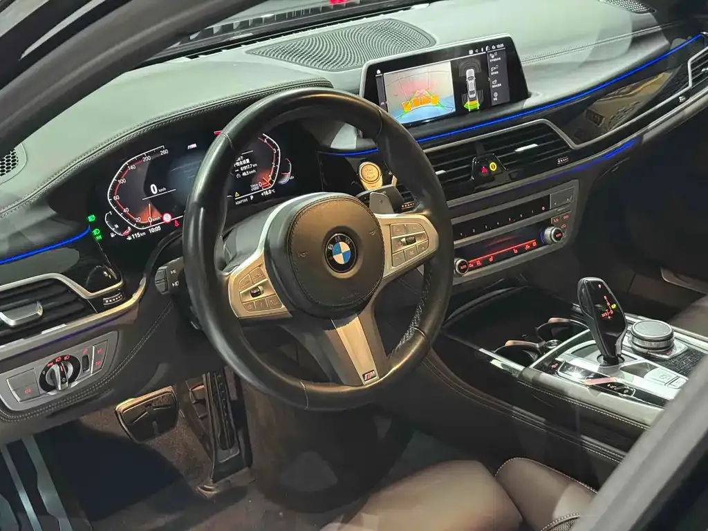 BMW 7 Series 2022 из CN, фото 5