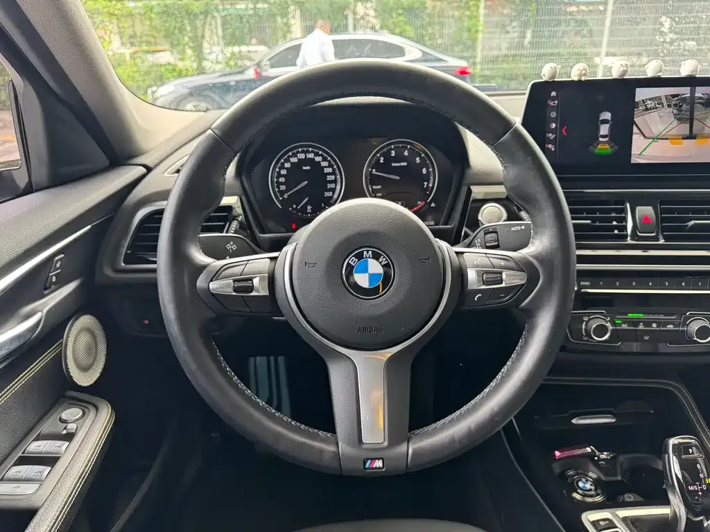 BMW 1 Series 2023 из CN, фото 10