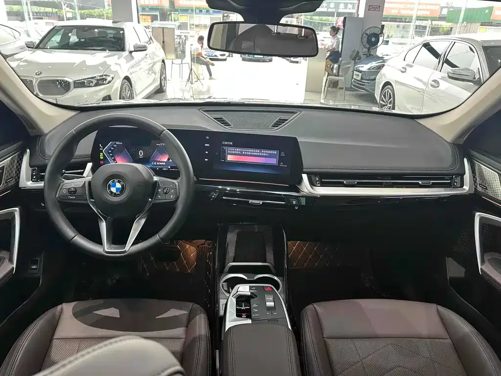 BMW X1 2024 из CN, фото 9
