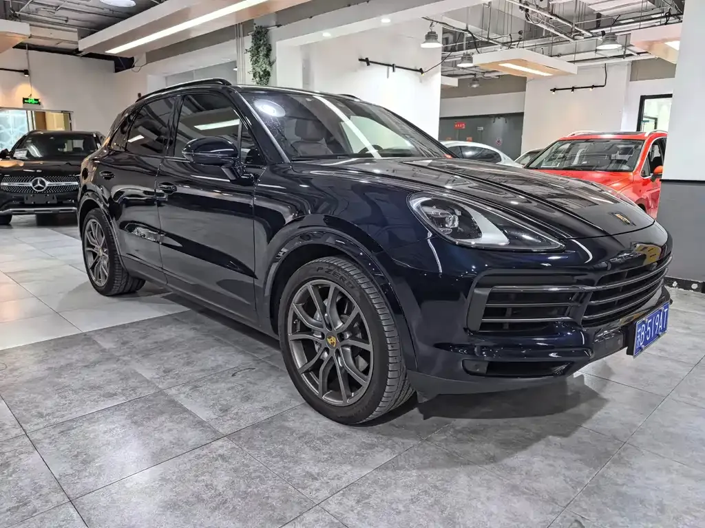 Porsche Cayenne 2023 из CN, фото 2