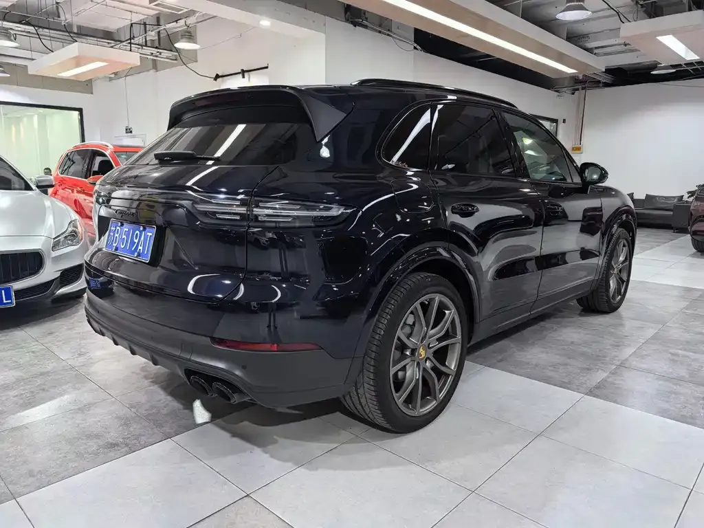 Porsche Cayenne 2023 из CN, фото 3
