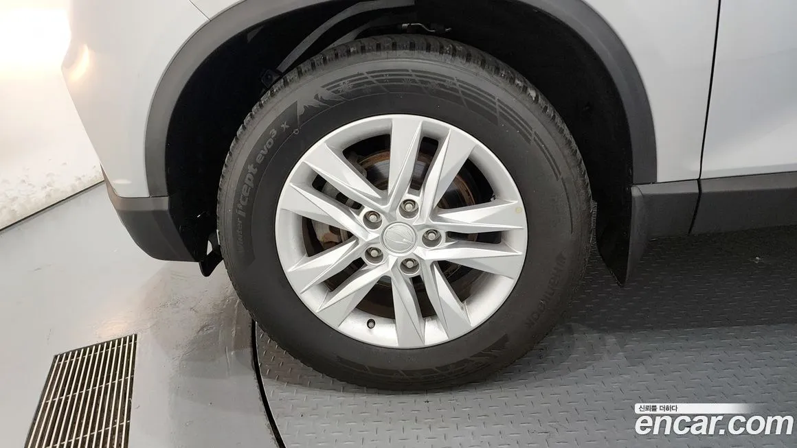 KG Mobility (Ssangyong) Rexton — фото 5