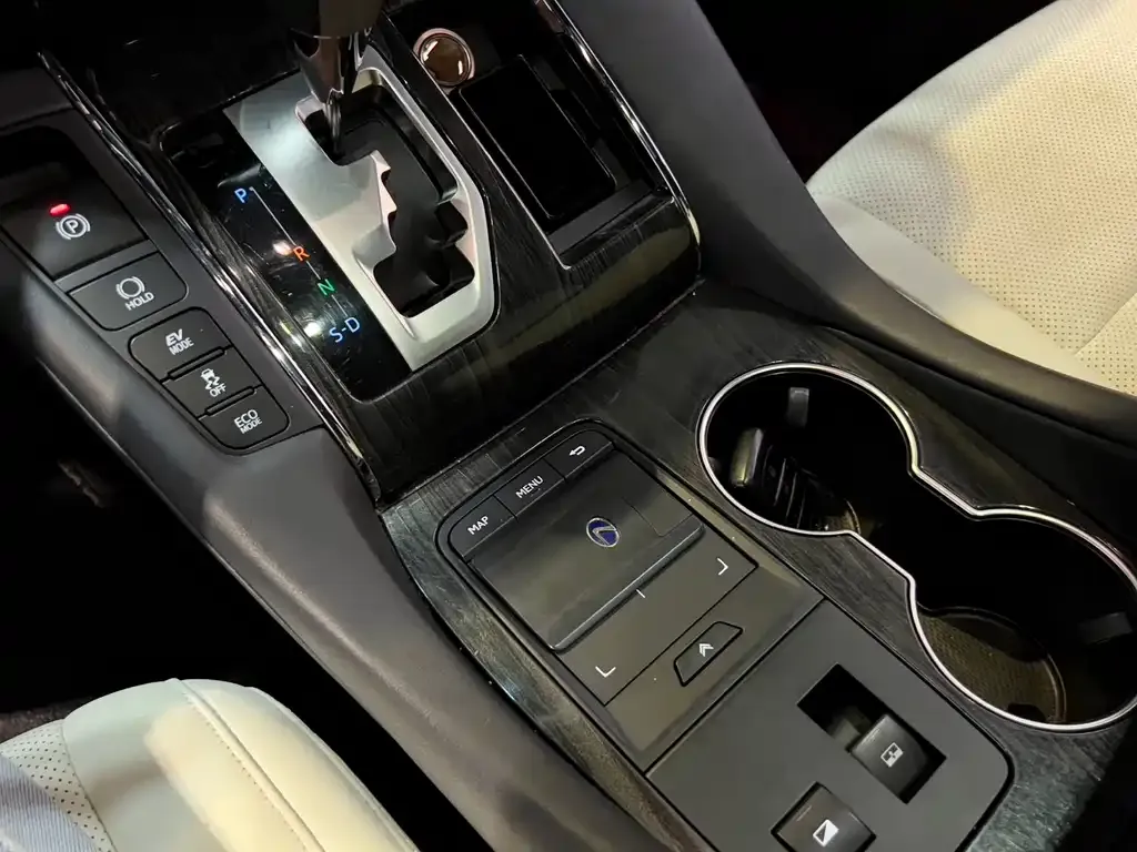 Lexus LM 2022 из CN, фото 10