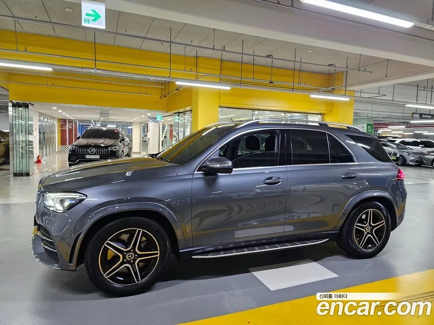 Mercedes-Benz GLE-Class — фото 4