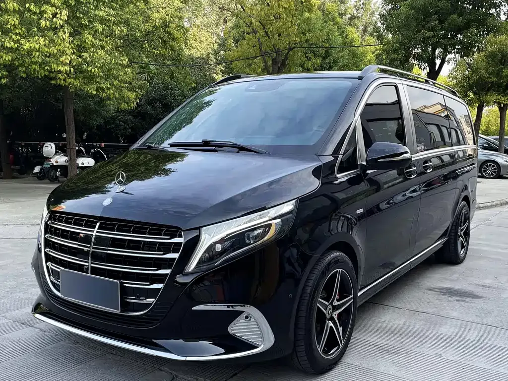 Mercedes-Benz V-Class 2022 из CN, фото 1