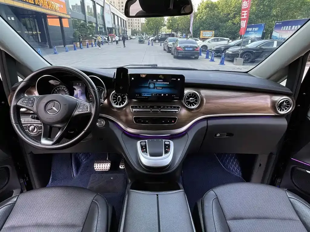 Mercedes-Benz V-Class 2022 из CN, фото 5