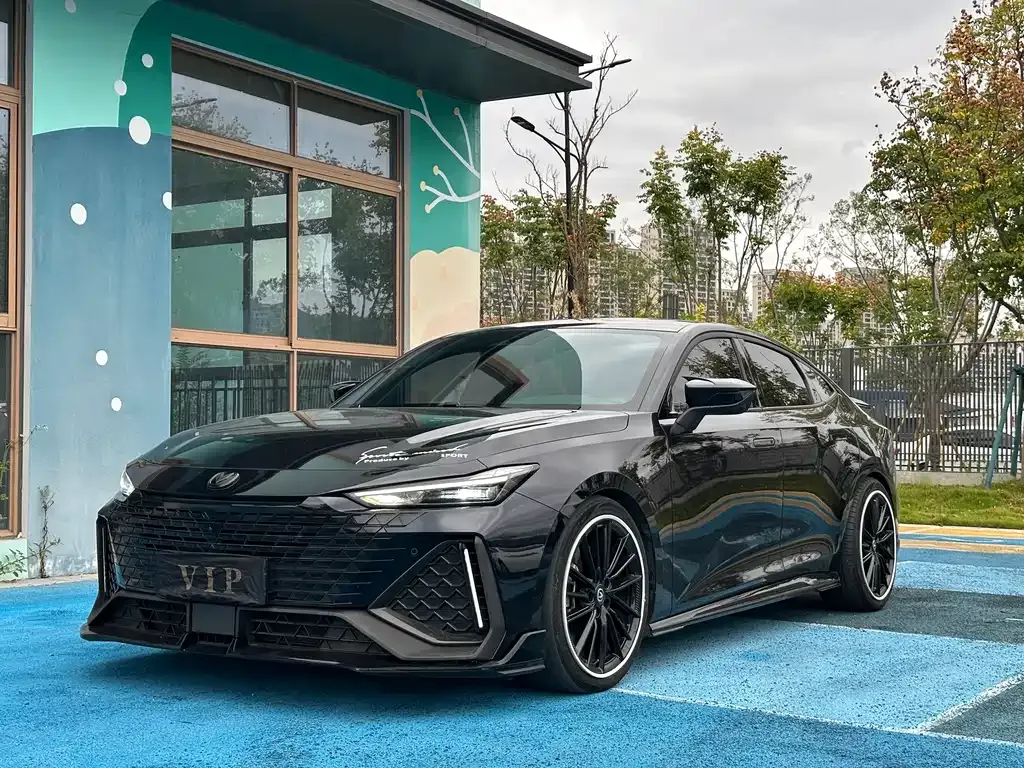 Changan UNI-V 2023 из CN, фото 1